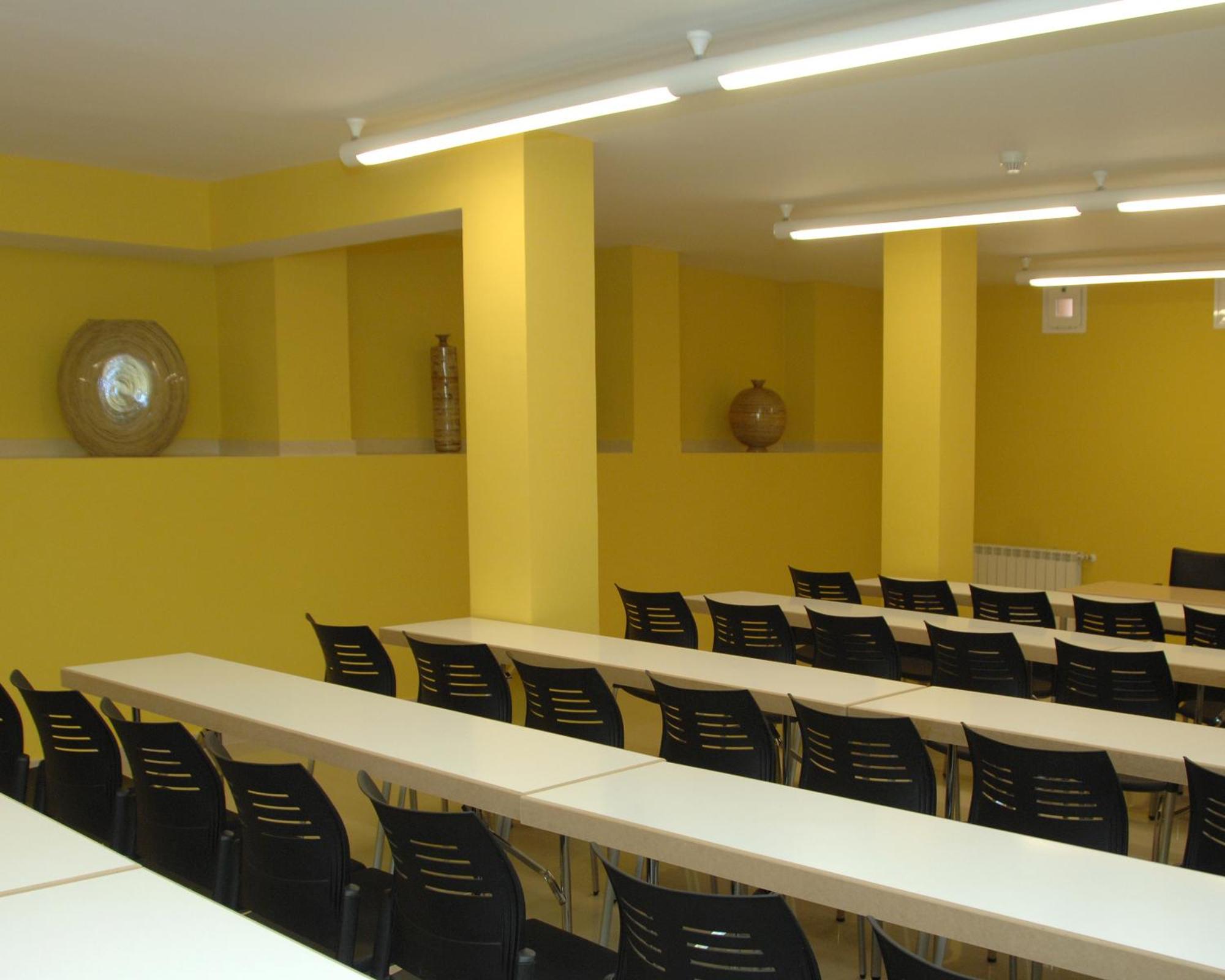 Hotel Hc Sigueenza Екстериор снимка