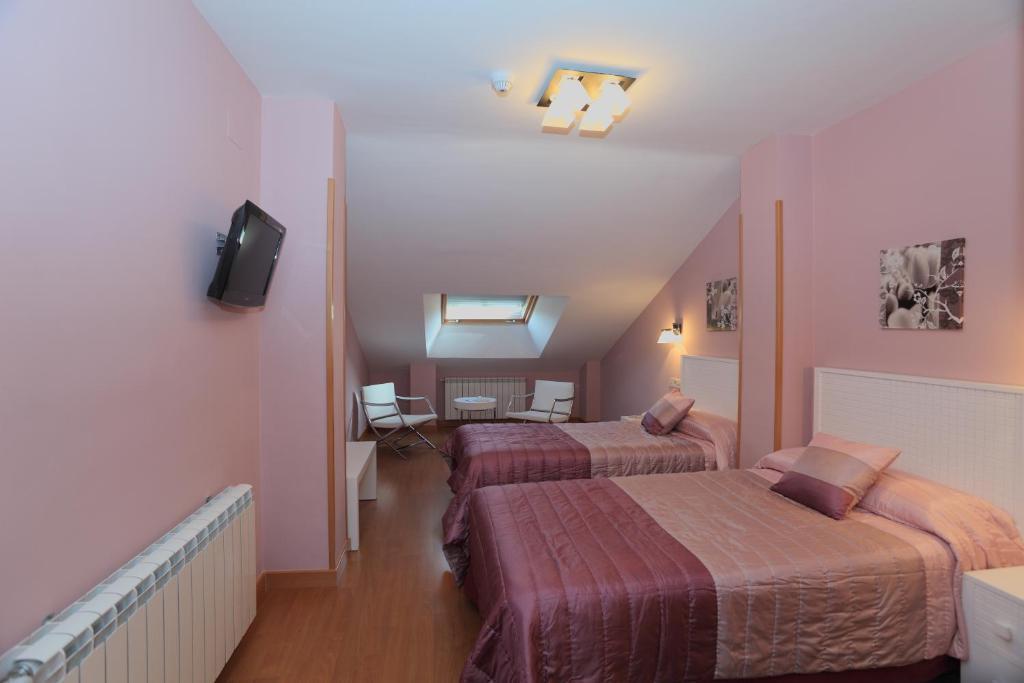 Hotel Hc Sigueenza Екстериор снимка